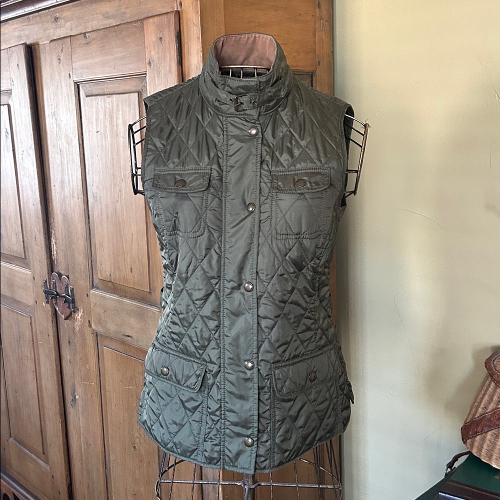 Banana Republic Green Quilted Vest with Tan Corduroy  Collar and Neck Buckle